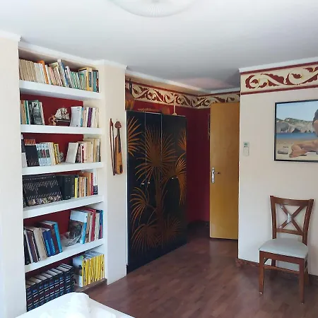 Varias Art House Kallirákhi