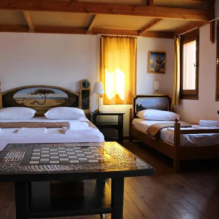 Daire Varias Art House Kallirákhi