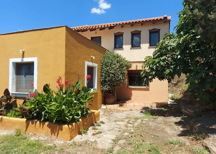 Varias Art House 公寓 *