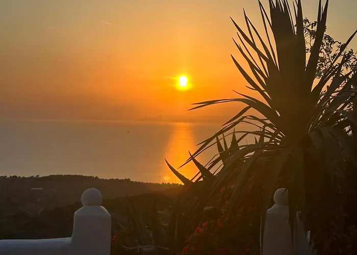 Varias Art House 公寓 *